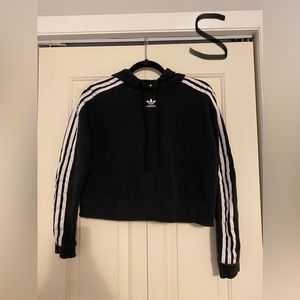 Adidas cropped hoody - black